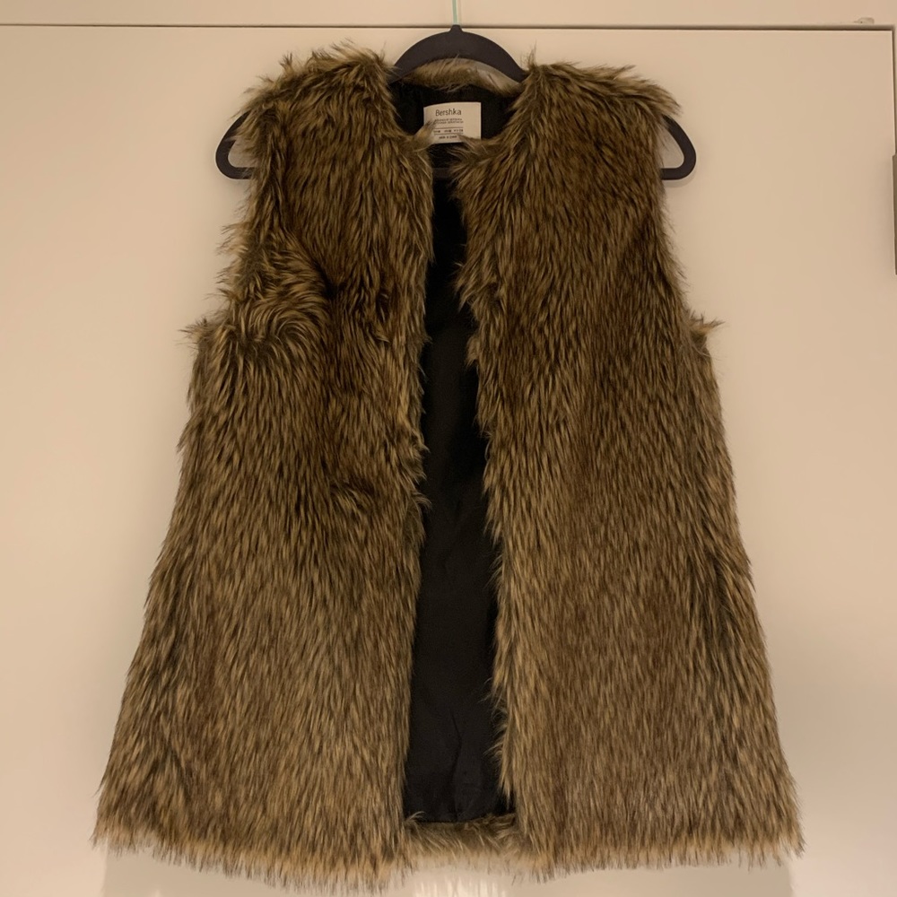 Faux fur vest